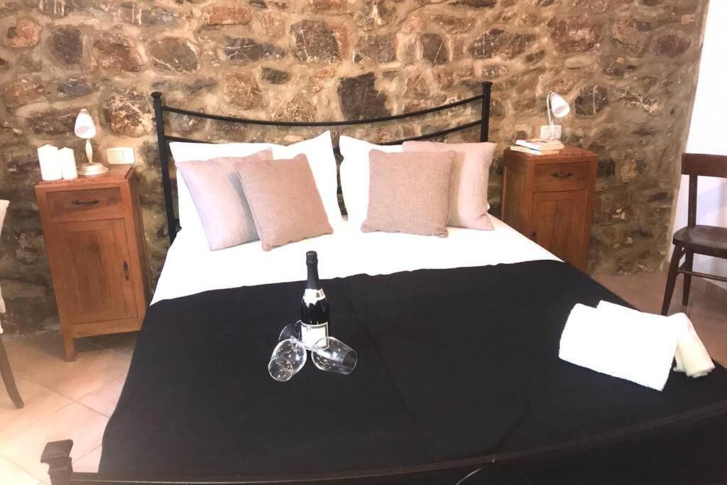 Villetta Indipendente Con Giardino Campiglia dʼOrcia Kültér fotó
